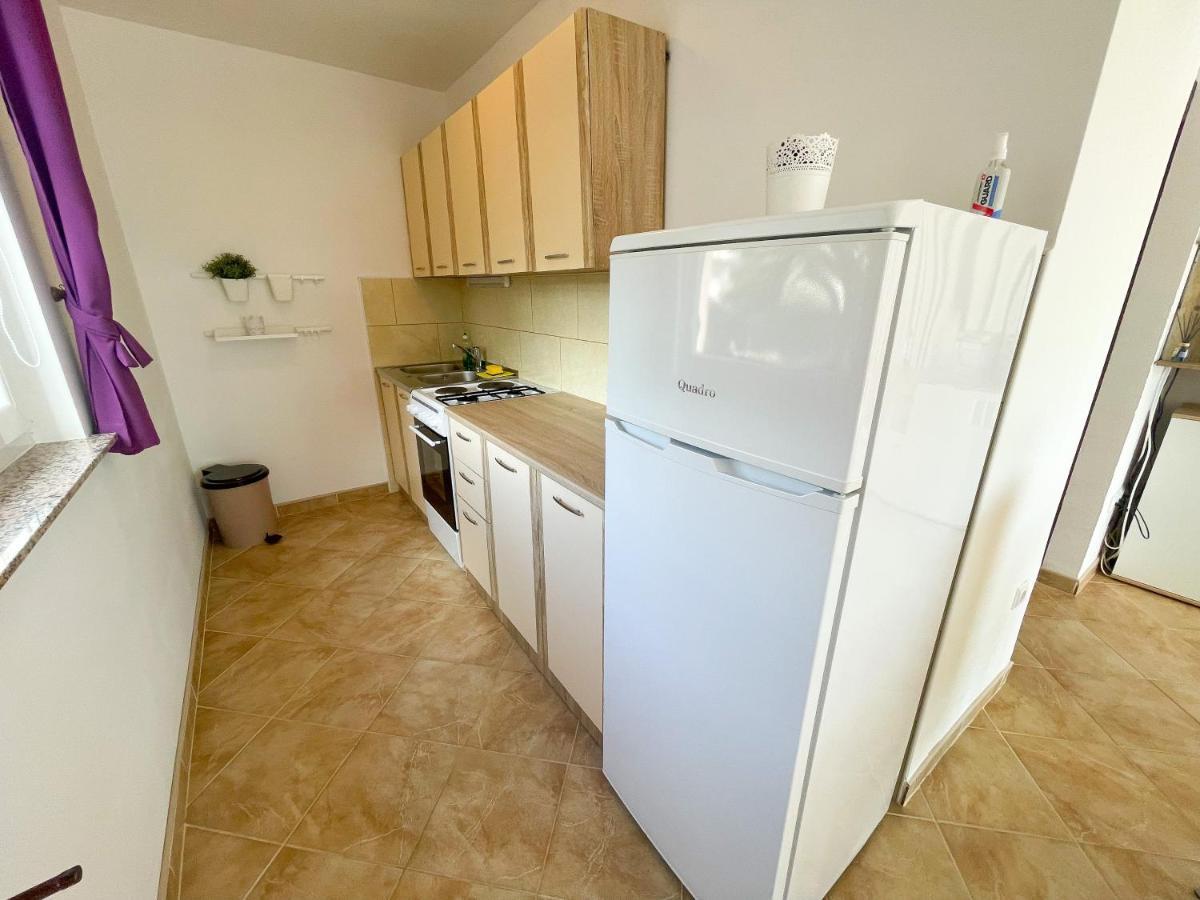 Apartment Nika 2 드라말리 외부 사진